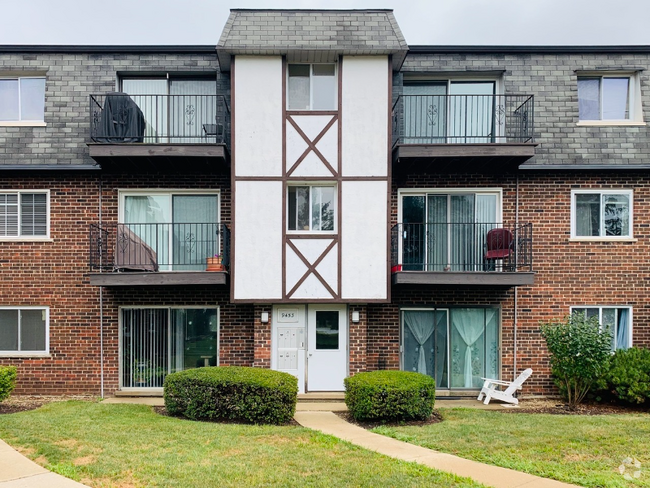 Building Photo - 9462 Bay Colony Dr Unit 3rd Floor Rental