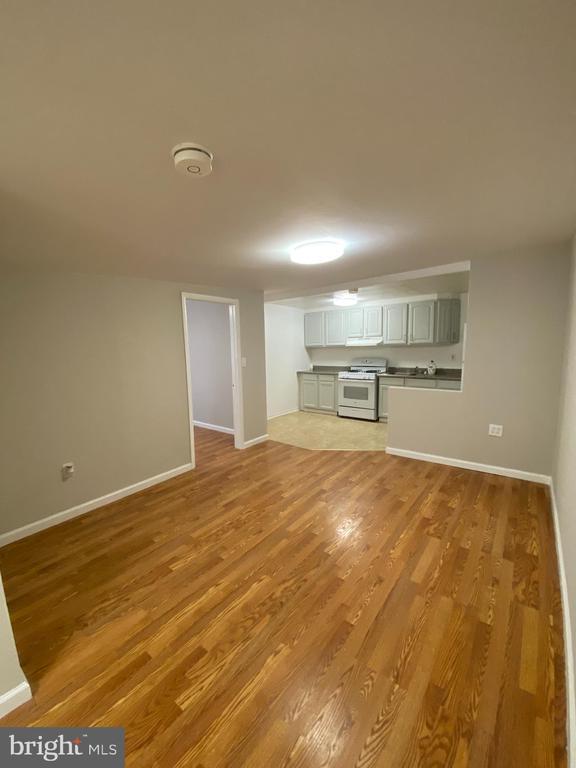 Photo - 2737 Dillon St