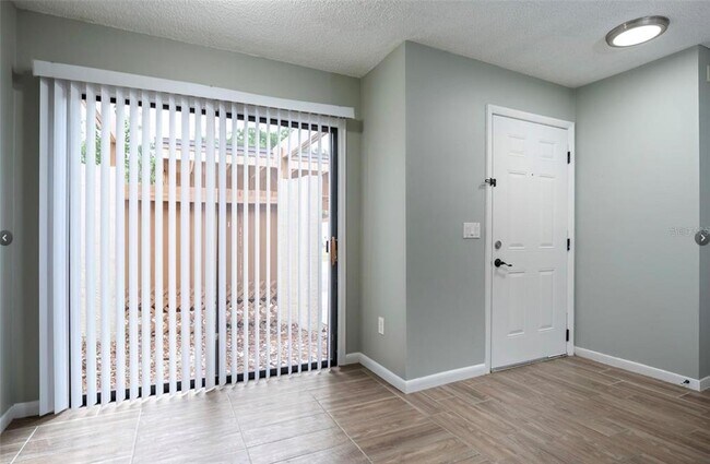 Photo - 2344 Flamingo Way