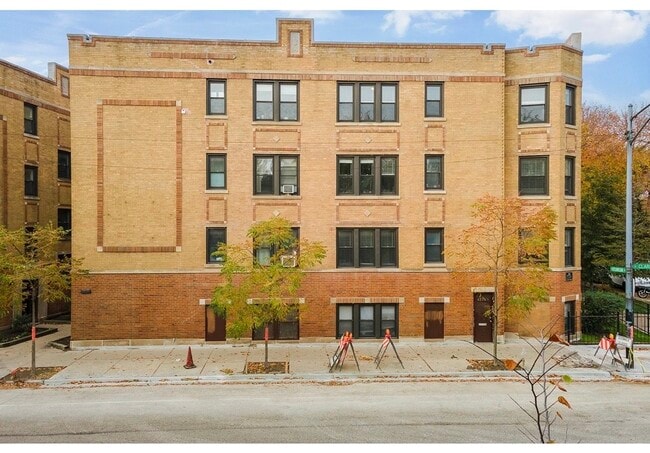 Photo - 4218 N Clark St Unit 2