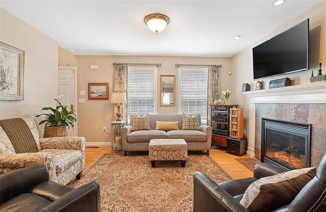 Photo - 286 Mile Ln