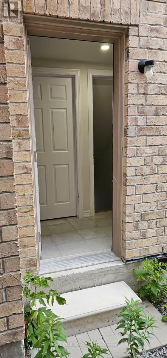 Photo - 1354 Apollo St