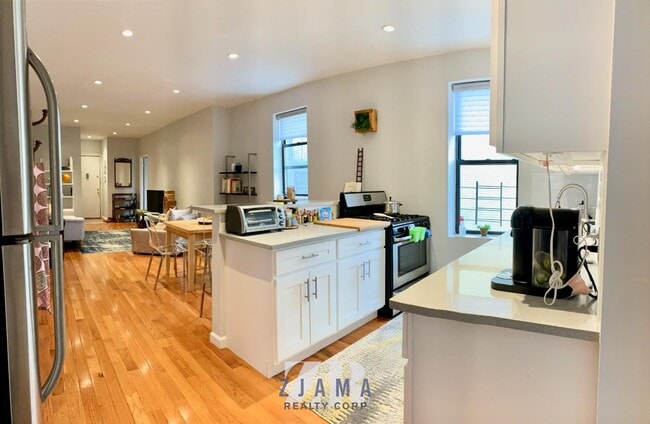 Photo - 163 Ocean Ave Apartamento Unidad 6D