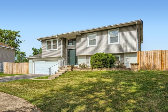 Photo - 5611 Allemong Dr