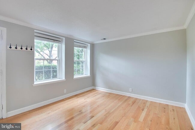 Photo - 2802 S Abingdon St Unit 2802