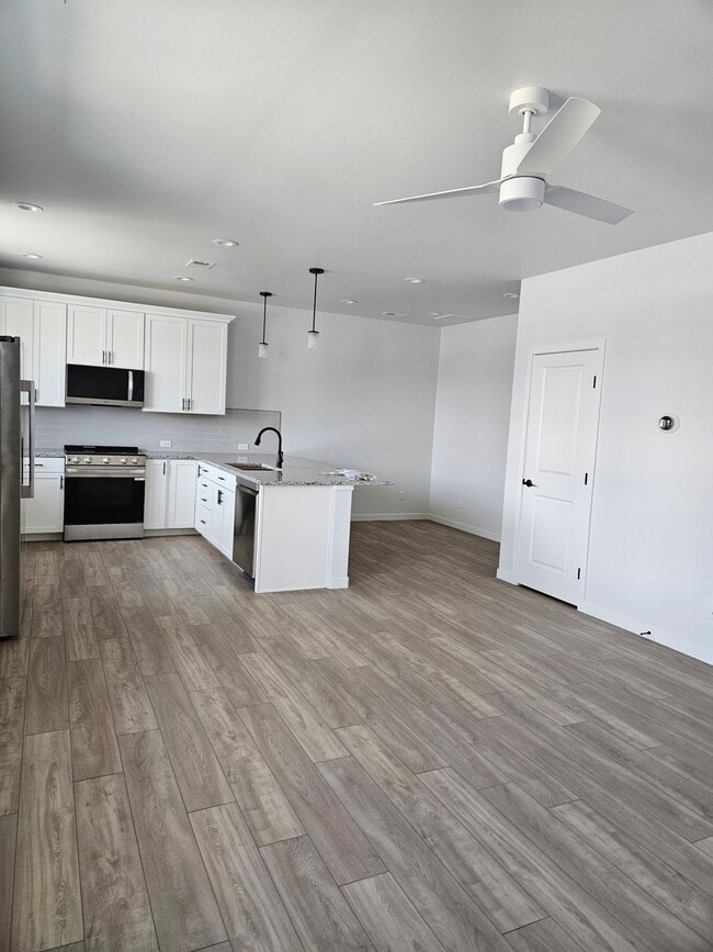 Photo - 1140 S 9th St