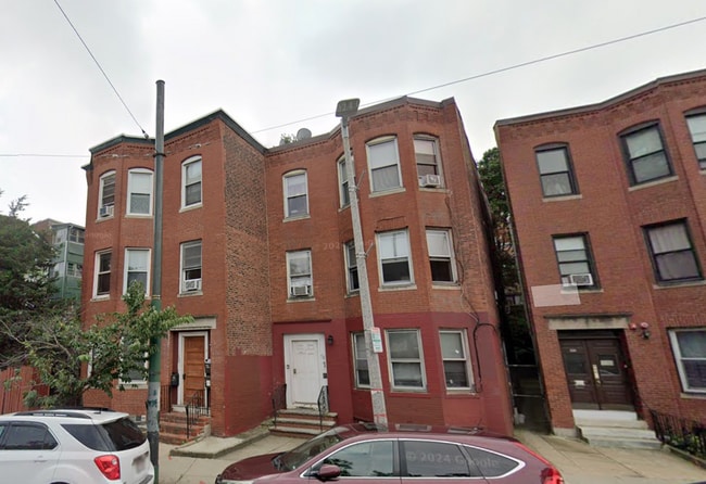 Building Photo - 848 Huntington Ave