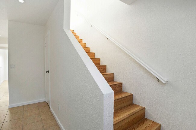 5450- 5452 Linden Avenue