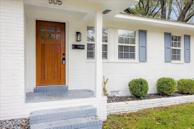 Photo - Newly Renovated Home for Rent in Great and Quiet Neighborhood!