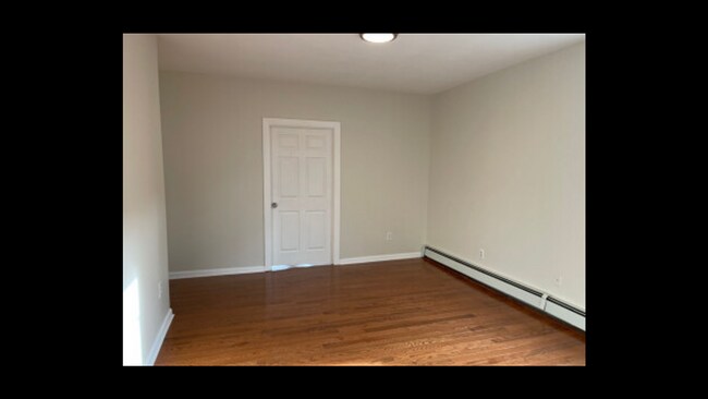 Photo - 75 Putnam St Unit #1