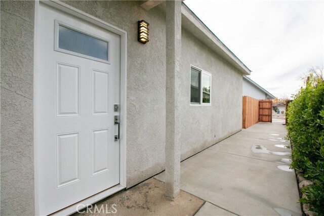 Photo - 689 Clarion Pl