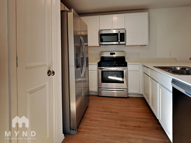 Photo - 2842 Via Augusta Dr