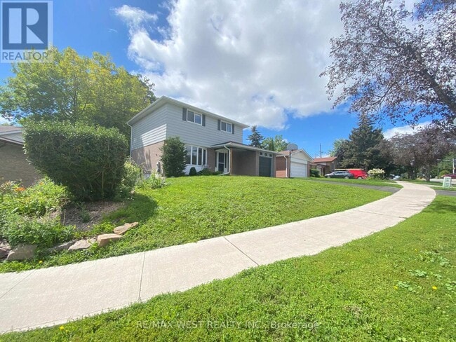 Photo - 20 Britannia Ave