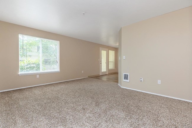 Photo - Aspen Creek Apartments