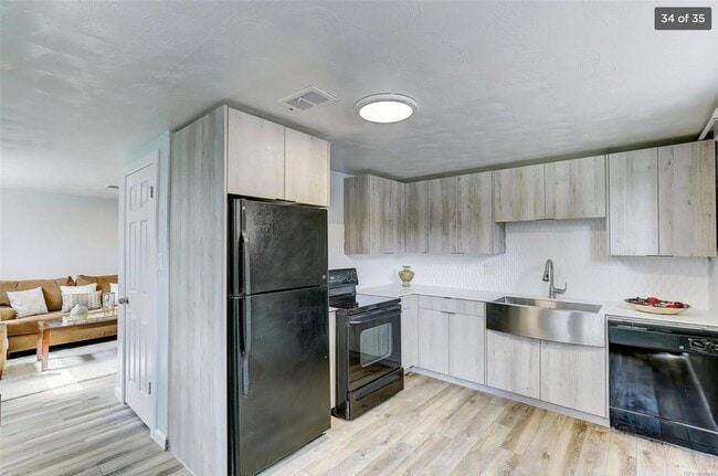 Photo - 4122 Zuni St