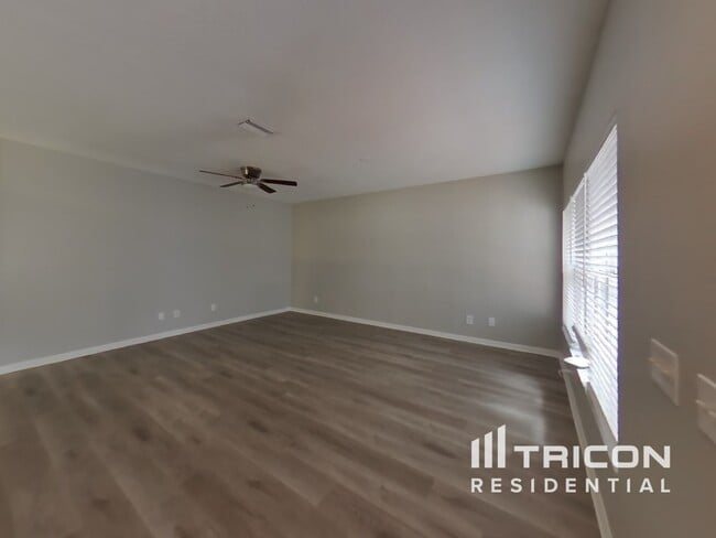 Photo - 5020 Anclote River St