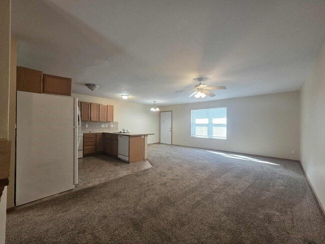 Photo - Affordable rental!!!