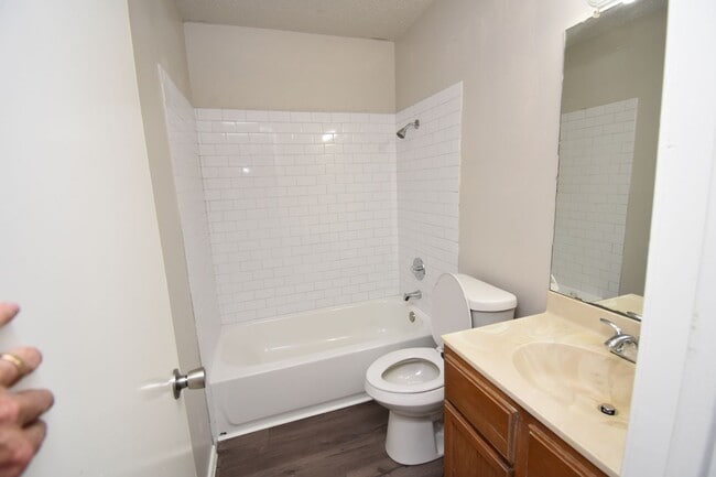 Photo - 3-2-1 Duplex Pflugerville