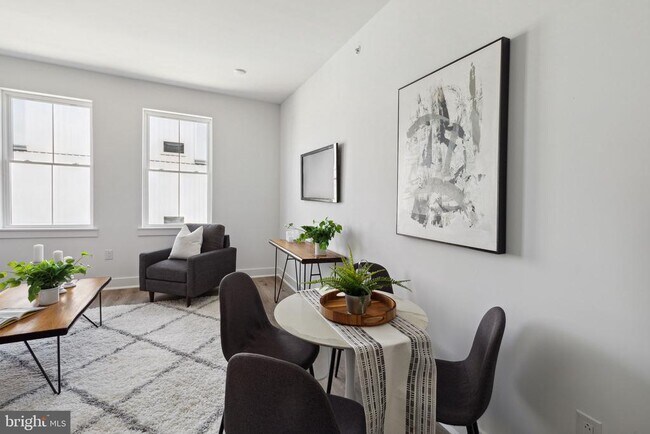 Photo - 1439 Federal St Unit 207