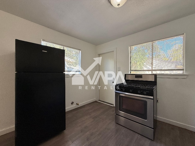 Photo - 135 E Burcham Ave