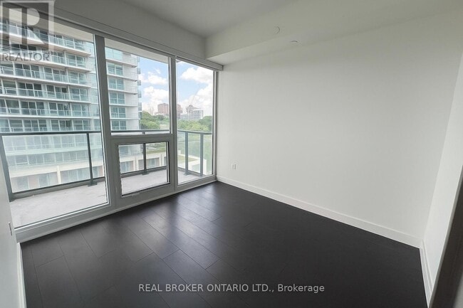 Photo - 85 McMahon Dr Unit 1008