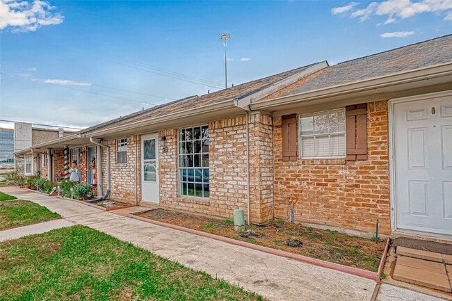 Photo - 1110 W Tri Oaks Ln Unidad 157