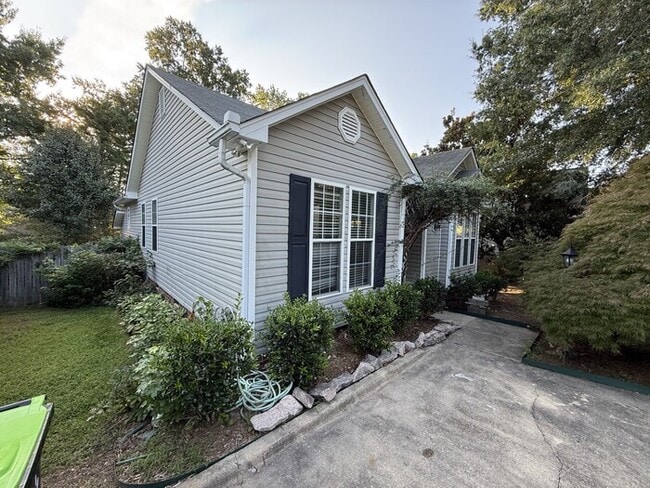 Building Photo - 304 Aqua Marine Ln