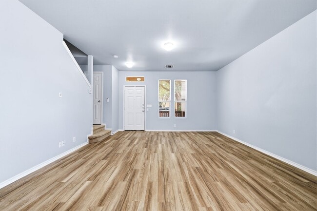 Photo - 10302 Lateleaf Oak
