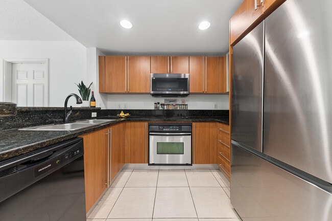 Photo - 610 Clematis St Unit 209