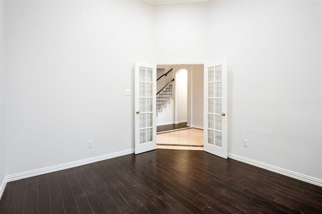 Photo - 2241 Fox Crossing Ln