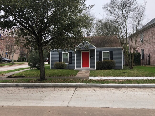 Photo - 4236 Ruskin St