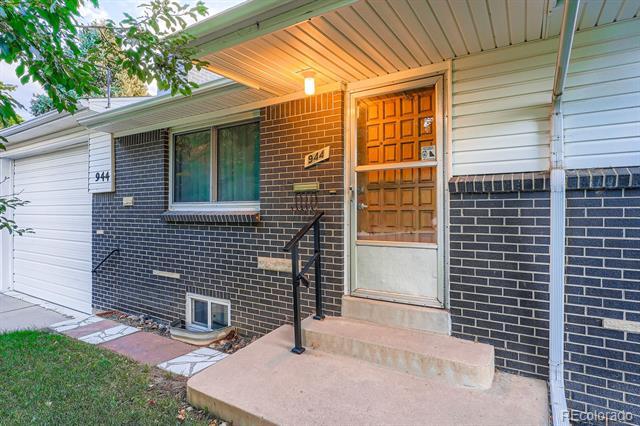 944 S Potomac Ct