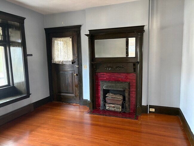 Photo - 977 South St Unidad 1