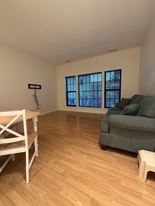 Photo - 71 Princeton St