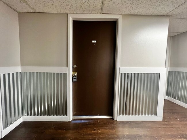 Photo - Mathews634 (KC-DT) Unit C1