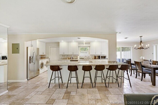 Photo - 332 NW 26th Ct