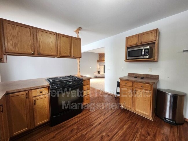 Photo - 4141 E 66th Ave