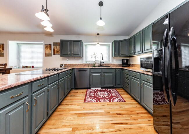 Photo - 3865 Wolcott Pl