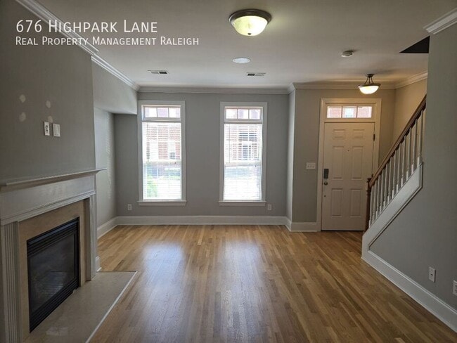 Photo - 676 Highpark Ln