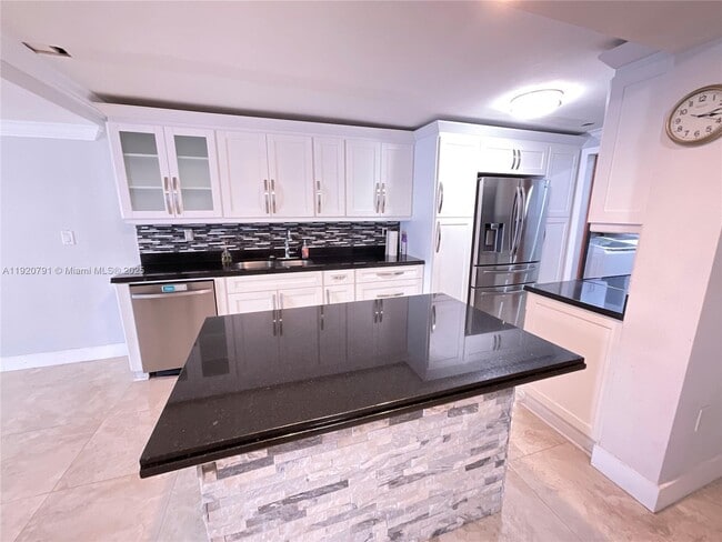 Photo - 936 W 79th Pl