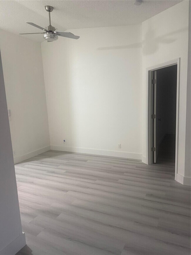 Photo - 3037 NW 92nd Ave