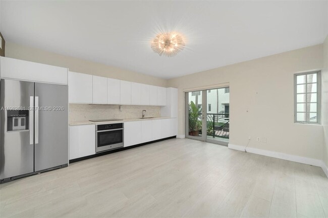 Photo - 435 21st St Unit 103