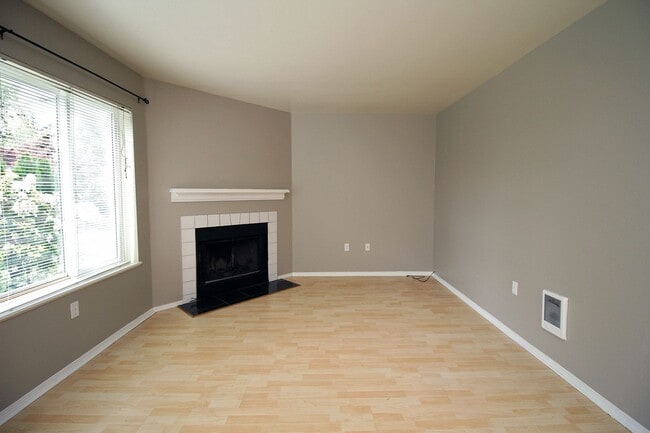 Photo - 7117 SW Sagert St Unit 101