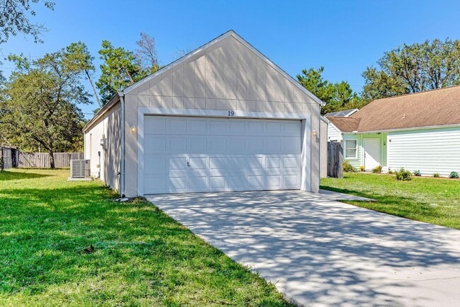Building Photo - Available now! Rental