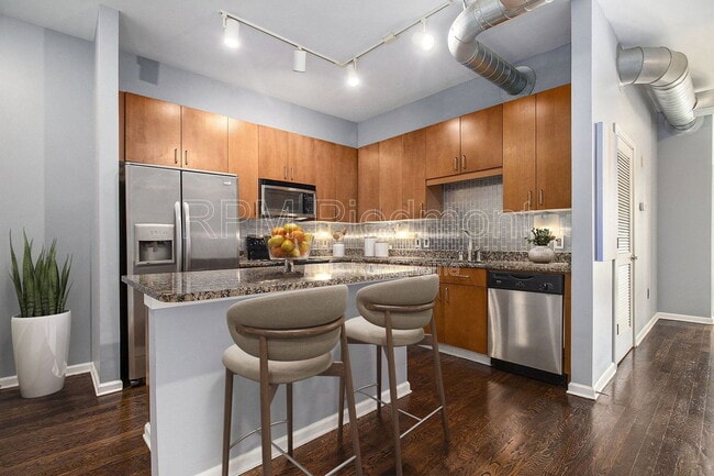 Photo - 5300 Peachtree Rd Unit 3306