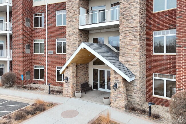 Photo - Steiger Lake Condos