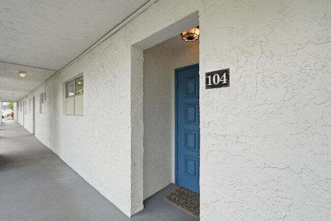 Photo - 6100 NW 44th St Unidad 104