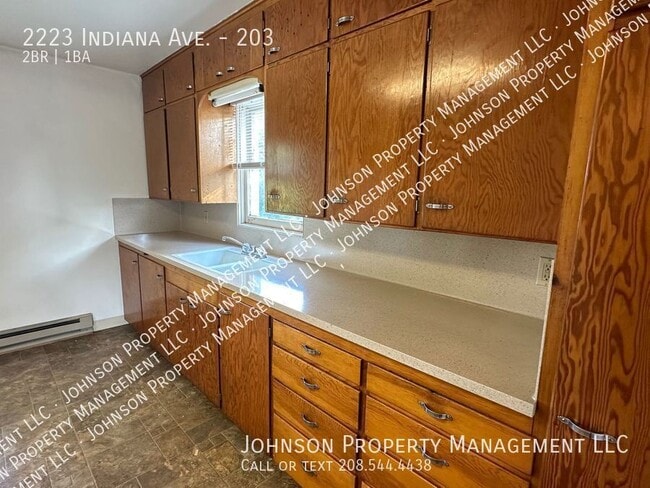 Photo - 2223 S Indiana Ave Unit 203