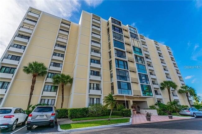 Photo - 800 S Gulfview Blvd Unidad 203 Rental