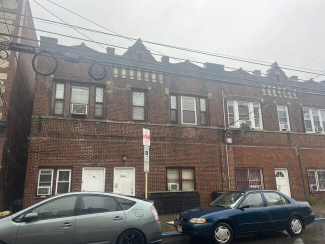 Photo - 1128 Summit Ave Unit 2R